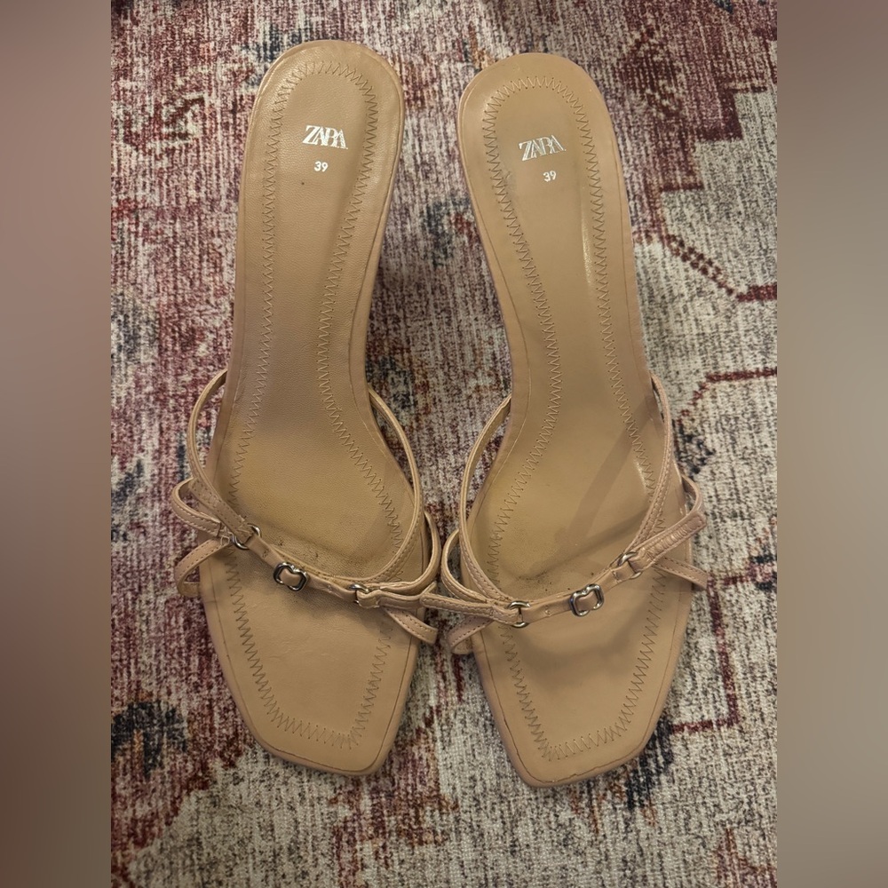 Zara Tan Sandals with Kitten Heel and Straps